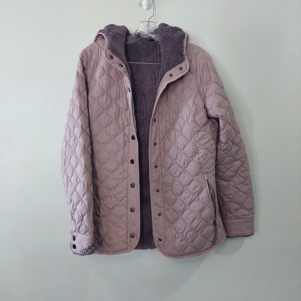 The North Face Women's Quilted Jacket Small light dusty purple sherpa lining